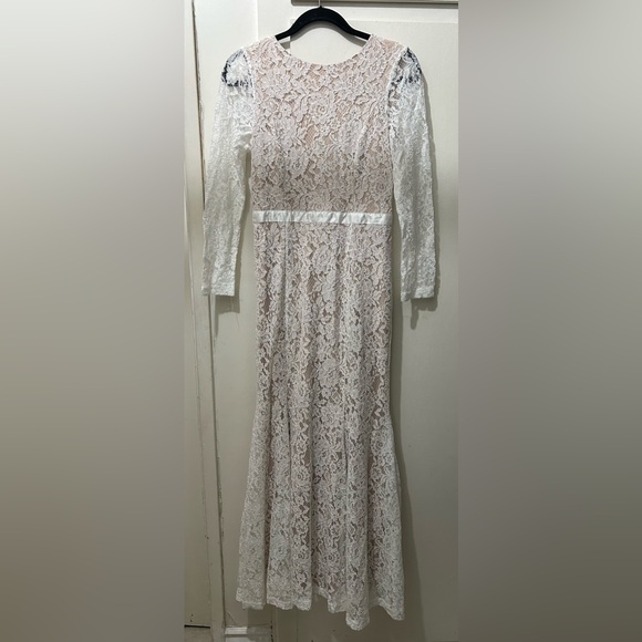 NWT RIHOAS The White Lace Long Sleeve Backless Maxi Dress Sz S - Picture 8 of 16